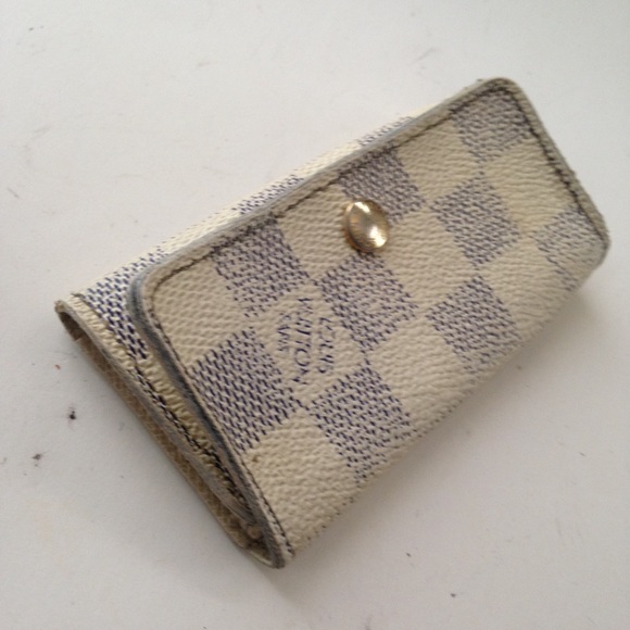 Louis Vuitton, Damier Azuzr 4-Hooks Key Case - Picture 4 of 9